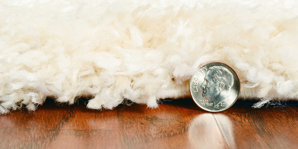 HomeRoots 7' x 9' Polypropylene Ivory or Grey Area Rug