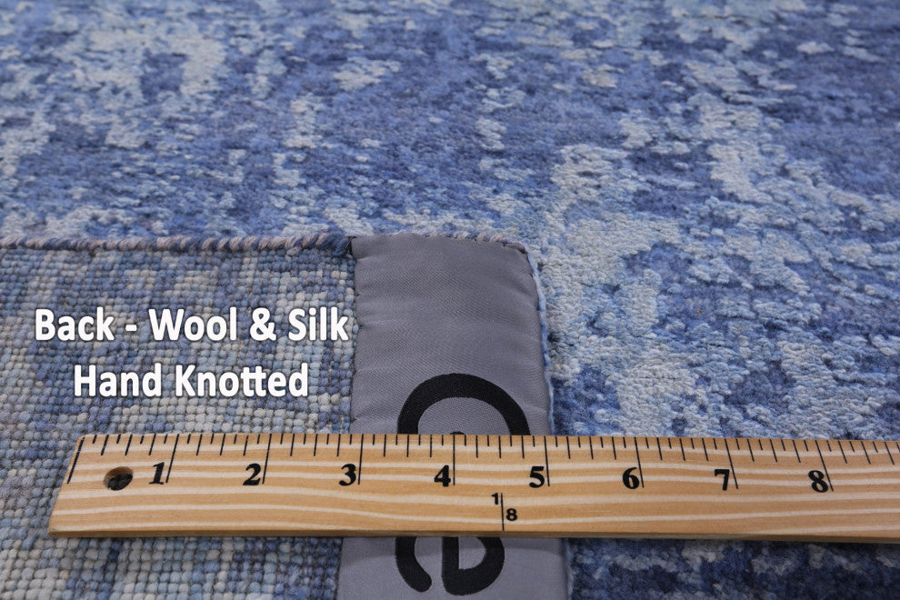7' 11" X 10' 2" Hand Knotted Modern Wool and Silk Rug Q7145