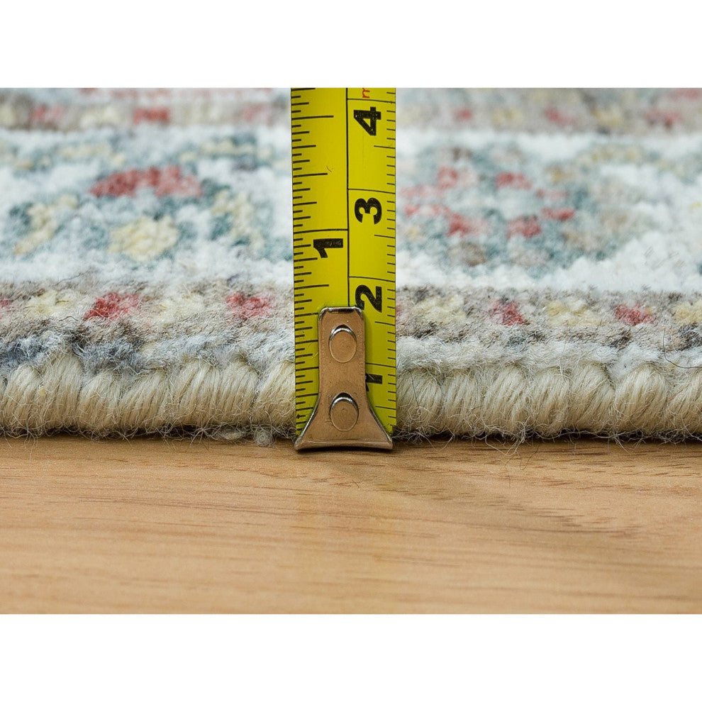 Ivory Wool Shiraz Rosettes Border Runner Hand Knotted Oriental Rug, 2'7"x9'9"