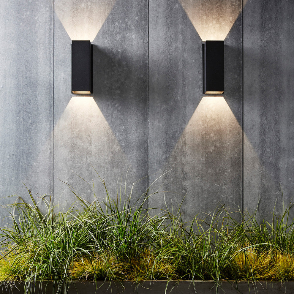 Astro Oslo 255, Outdoor Wall Light (Textured Black)