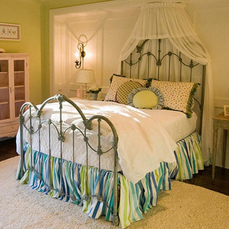 Standard Felicity Bed, Vintage Green, National King