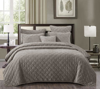 Beige Velvet Diamond Tuft Bedspread Set, Cal King