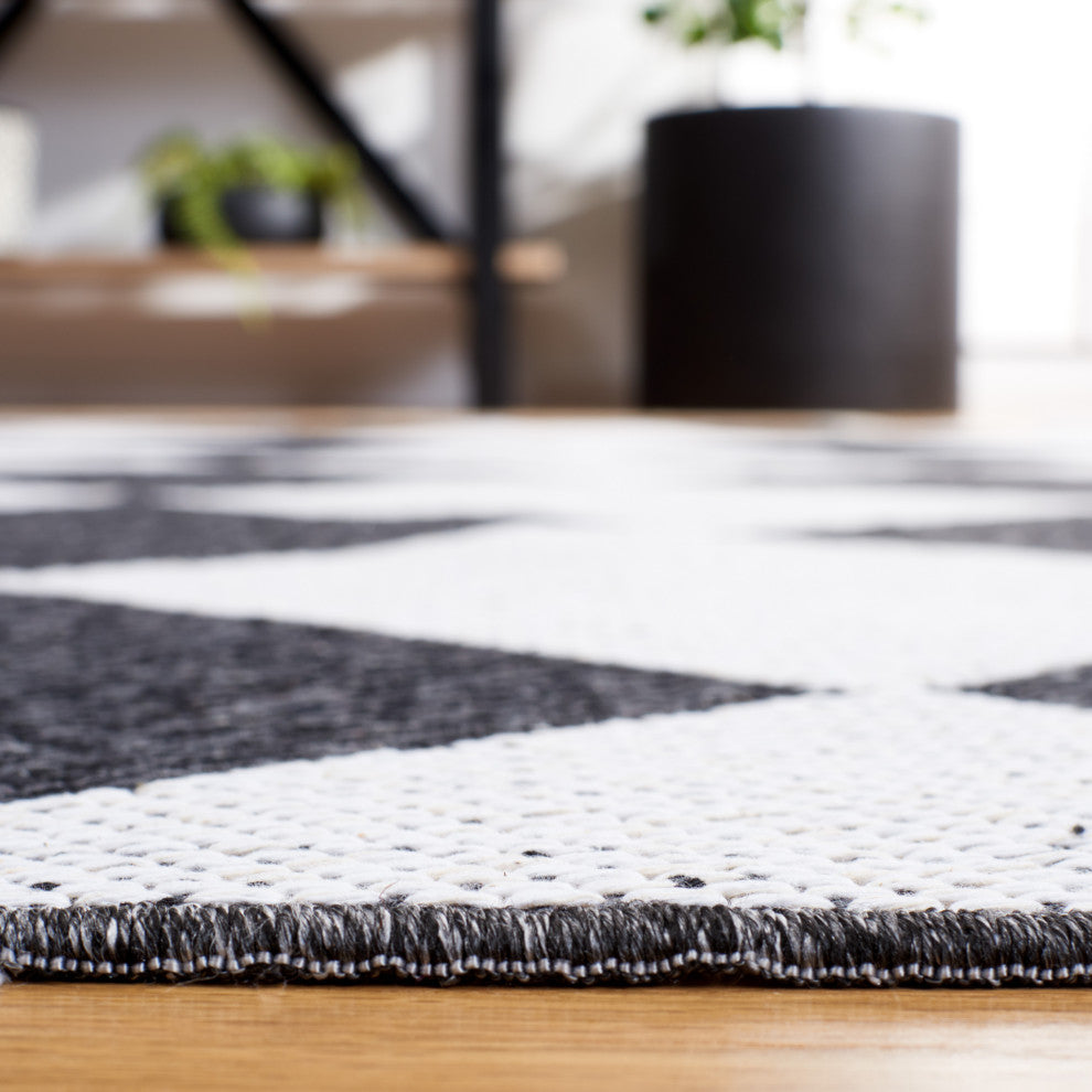 Safavieh Augustine Collection, AGT722 Rug