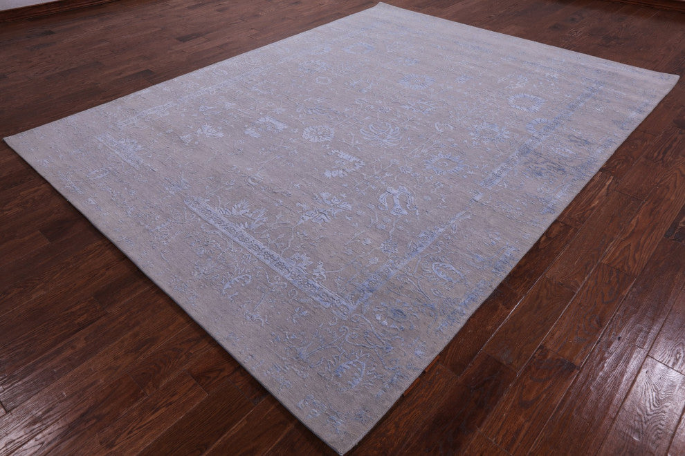 Persian Wool and Silk Handmade Rug 7' 11" X 10' 3" Q7104