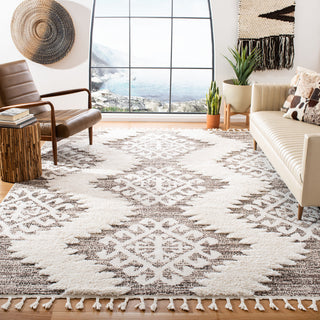 Safavieh Moroccan Tassel Shag MTS652A Rug, Ivory/Brown, 8' X 10'