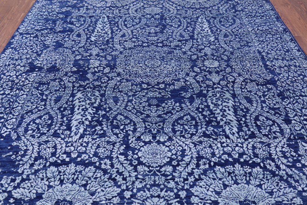 8' 0" X 10' 0" Persian Wool and Silk Hand Knotted Rug Q8692