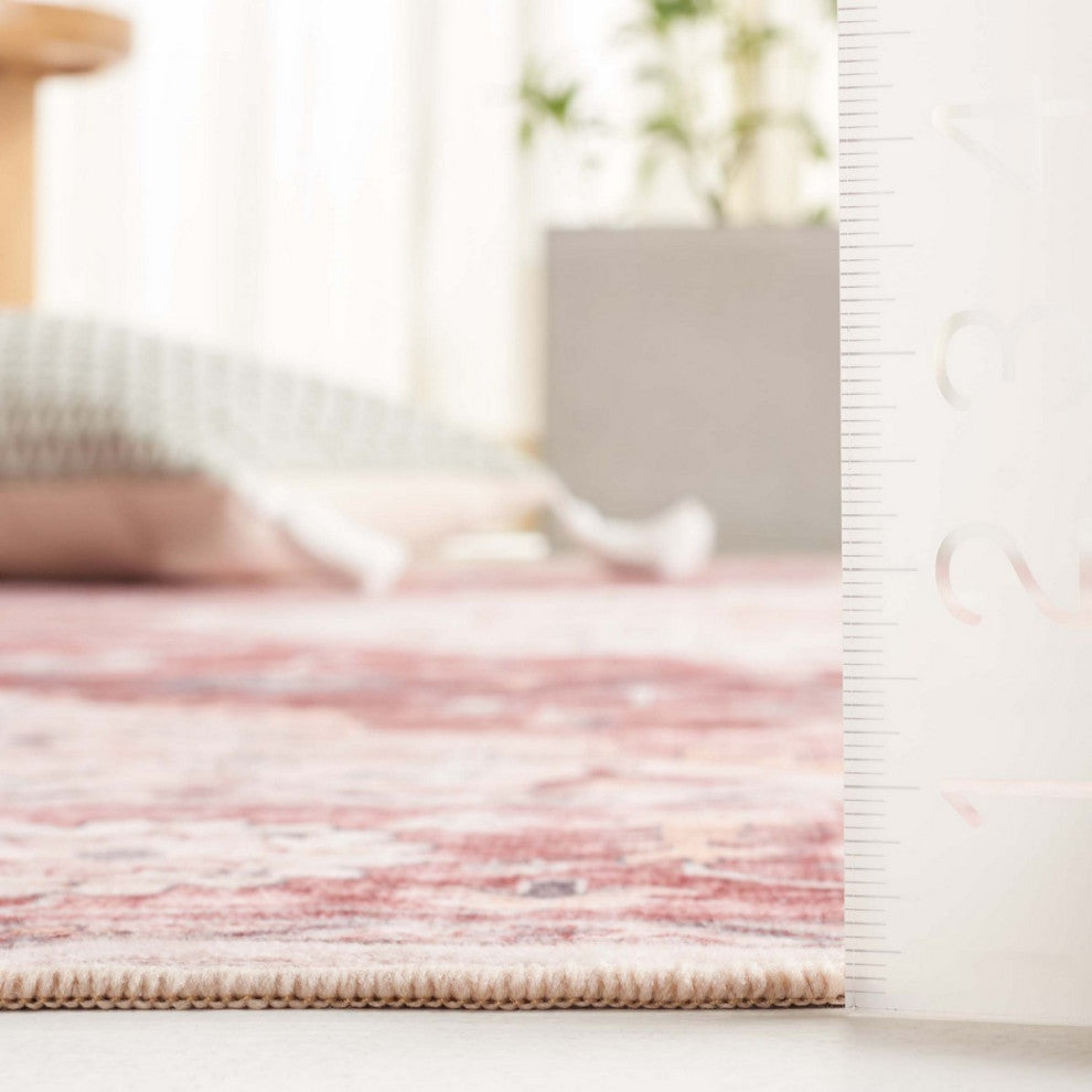 Safavieh Arizona Machine-Washable Collection ARZ517 Rug, Light Red/Beige, 5'x8'