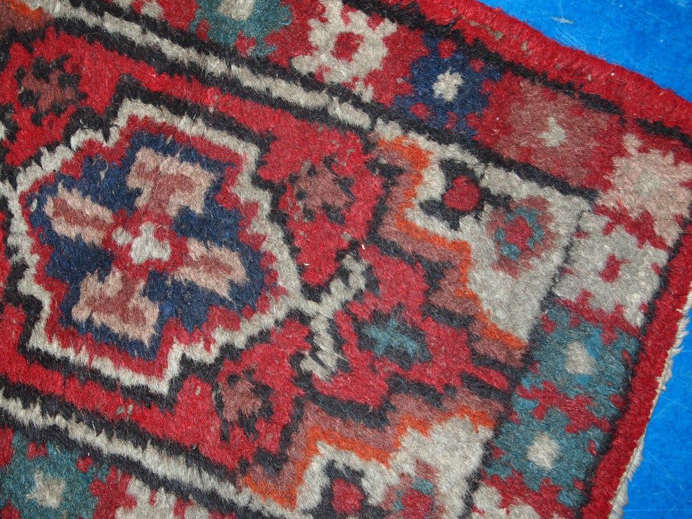 Handmade vintage Persian Hamadan rug 1.4' x 2.2' (42cm x 68cm) 1960s