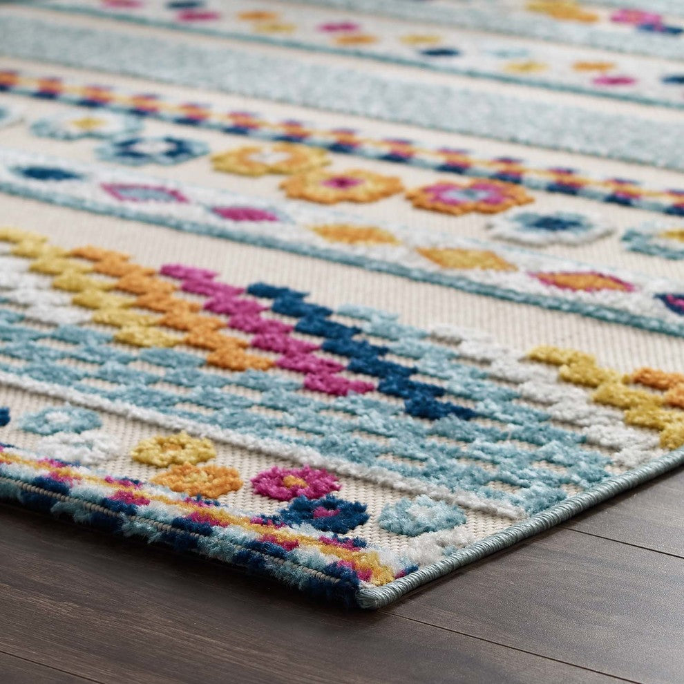 Vintage Abstract Geometric Lattice 5x8 Indoor and Outdoor Area Rug