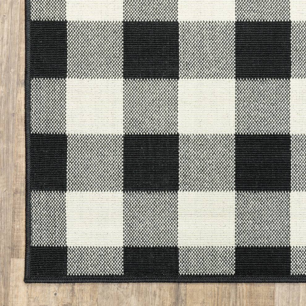 Oriental Weavers Marina Black/ Ivory Geometric Indoor/Outdoor Rug 7'10"X10'10"