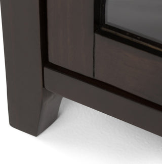 Close-up detail of bottom edge on white background (cropped view).