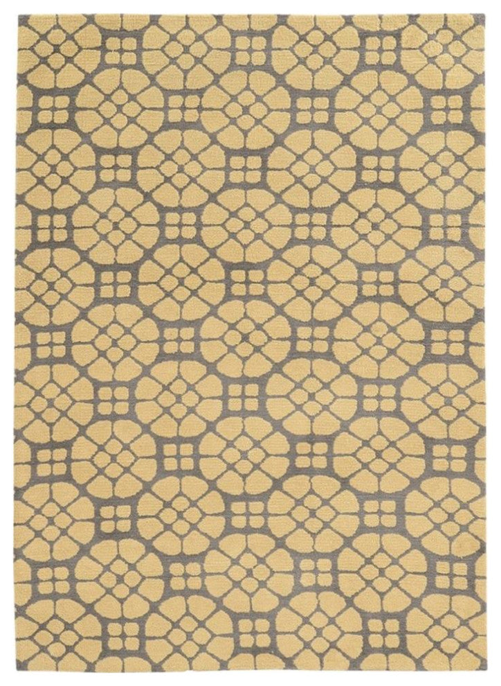 Linon Geo Lynette Hand Tufted Microfiber Polyester 5'x7' Rug in Gray