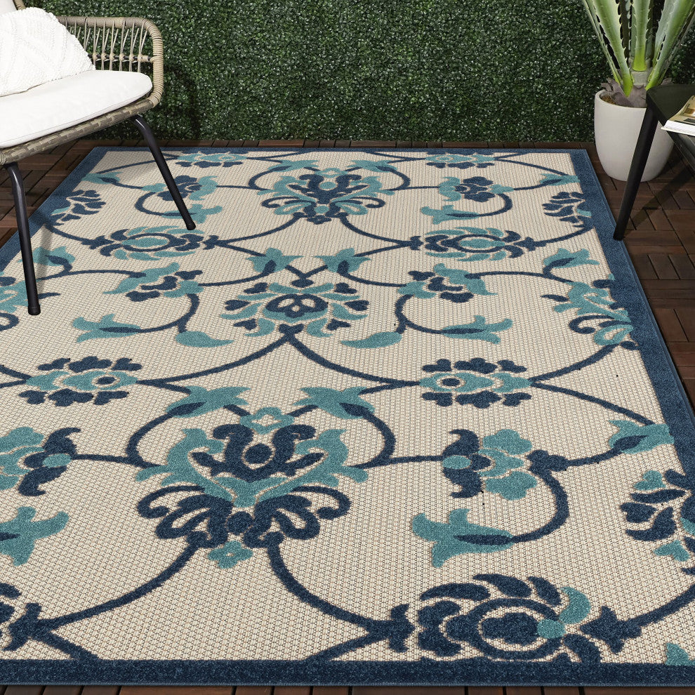 Floral Damask High-Low Indoor Outdoor Area Rug - 2' x 3'
