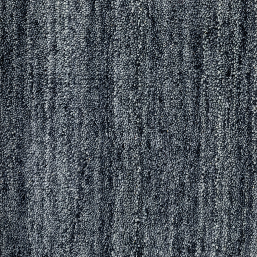 Arista Solid Navy Hand-Crafted Area Rug, 2'6"x8'
