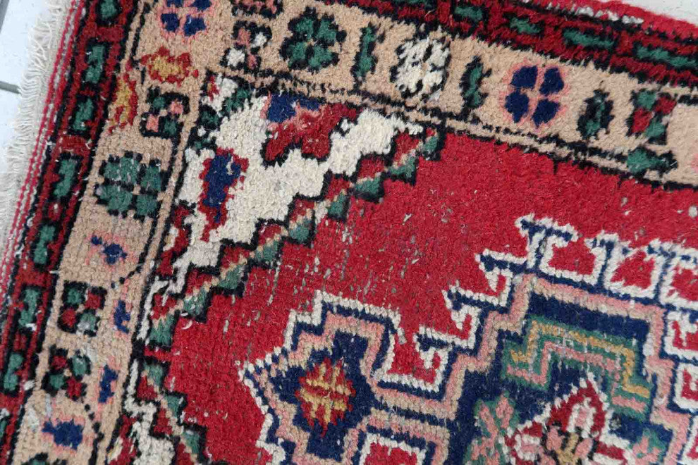 Handmade Vintage Persian Hamadan Rug 2.1'x2.9', 65cmx89cm 1970s