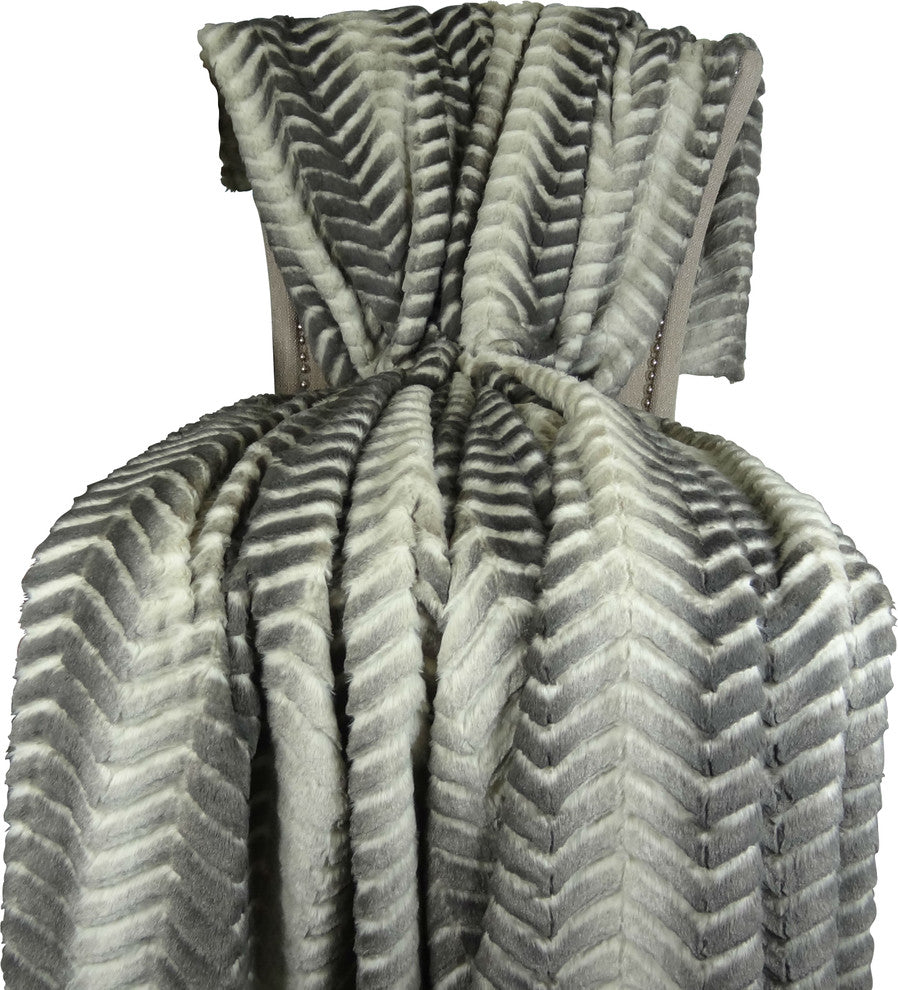 Plutus Cuddle Mirage Handmade Blanket, 80"x90"