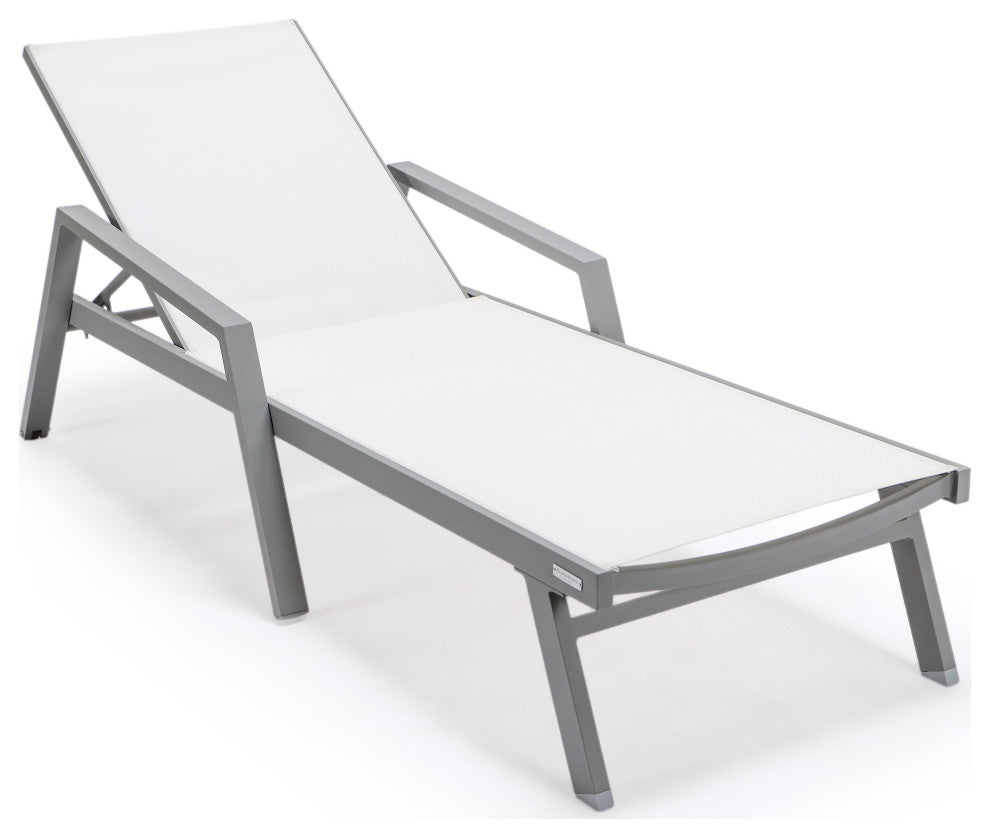 LeisureMod Marlin Chaise Lounge Set With Arms and Fire Pit Table, White