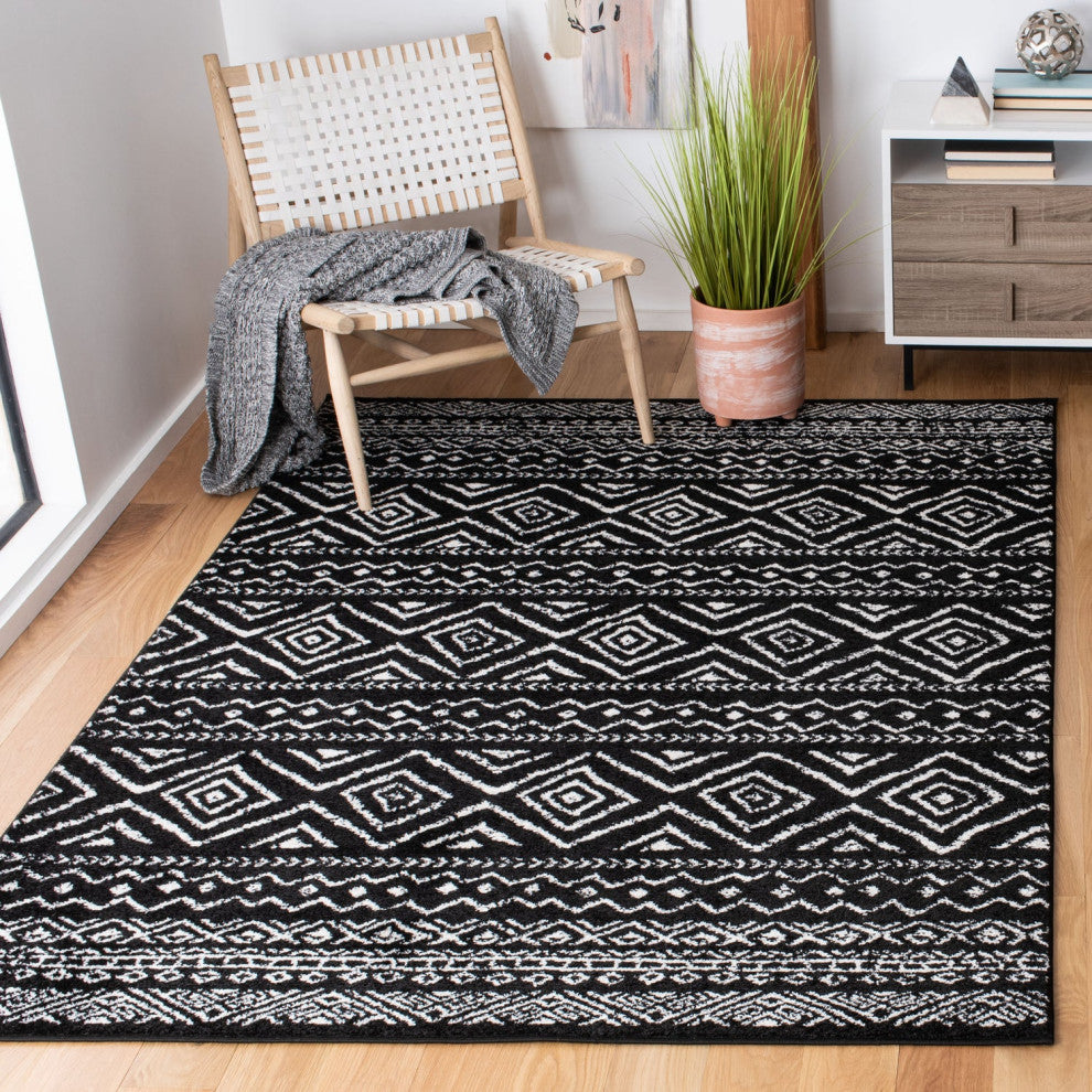 Safavieh Tulum Tul267Z Moroccan Rug, Black and Ivory, 6'7"x6'7" Round