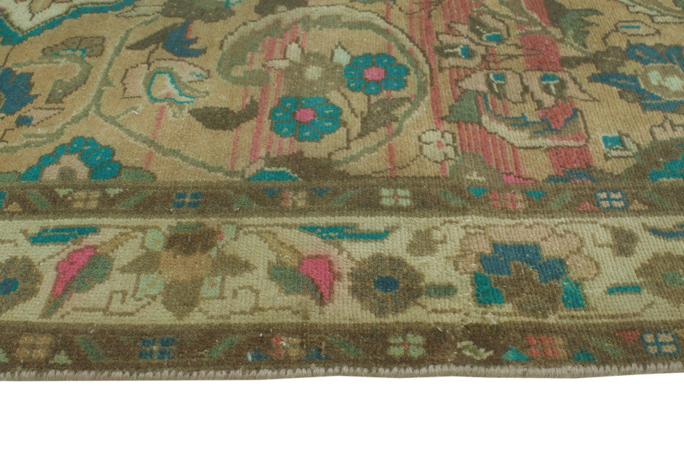 Semi-Antique Mitchel Rust/Ivory Rug, 4'8x9'5