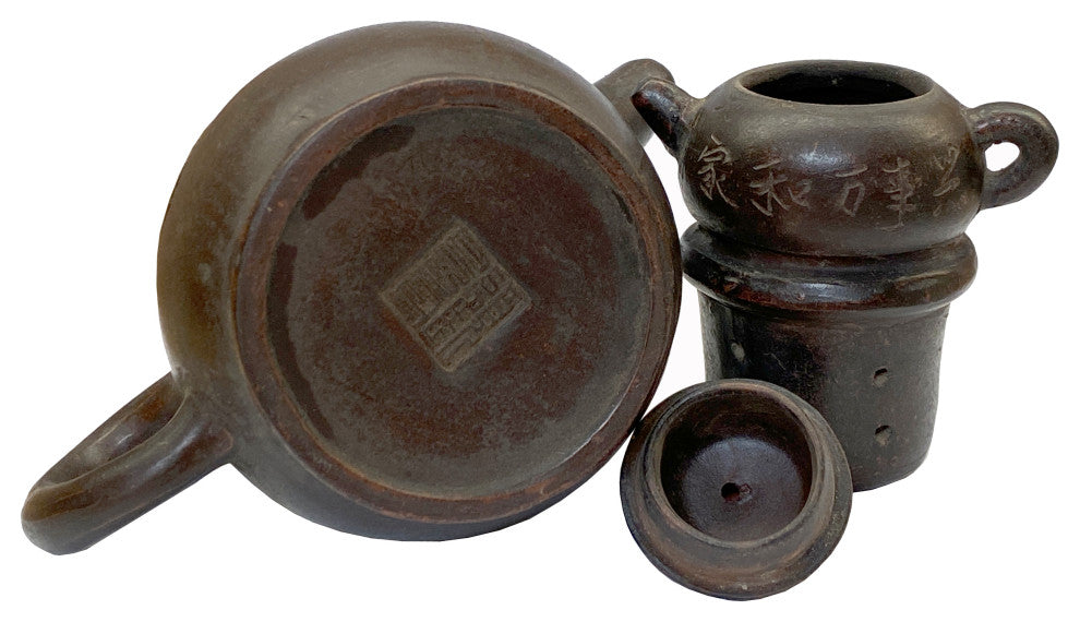 Chinese Handmade Yixing Zisha Clay Teapot With Artistic Accent Hws2243