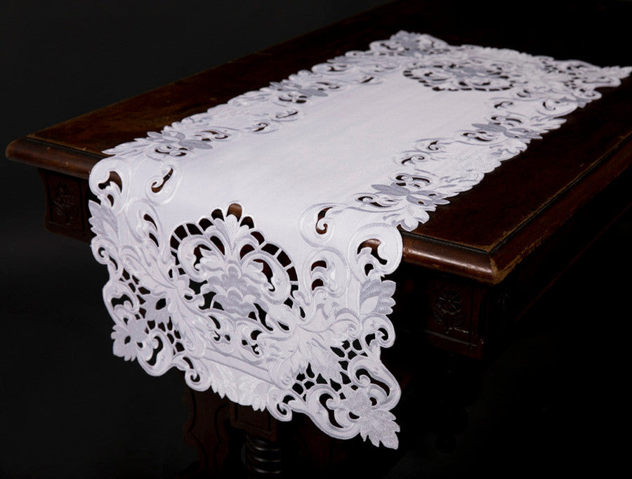 Garden Trellis Embroidered Cutwork Table Runner, White, 15"x34"
