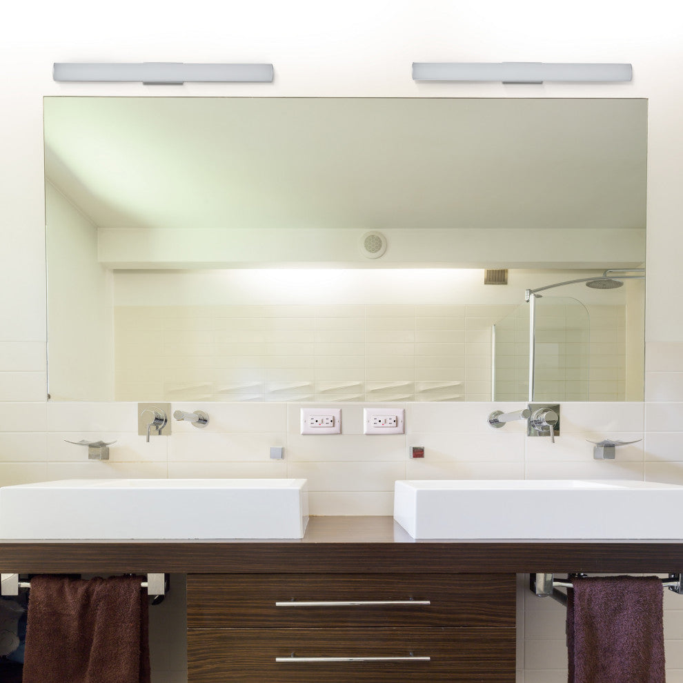 Procyon 24" ETL Certified Integrated LED Bathroom Fixture, Chrome