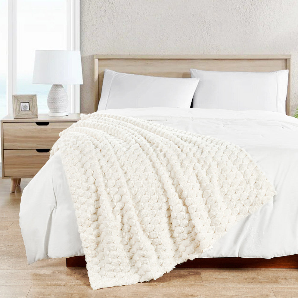 Textured Faux Fur Throw Blanket, Jacquard Hexagon