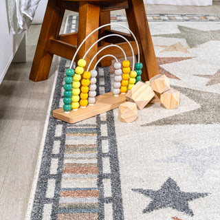 Star Gazer Geometric Machine-Washable Area Rug, 4' X 6'