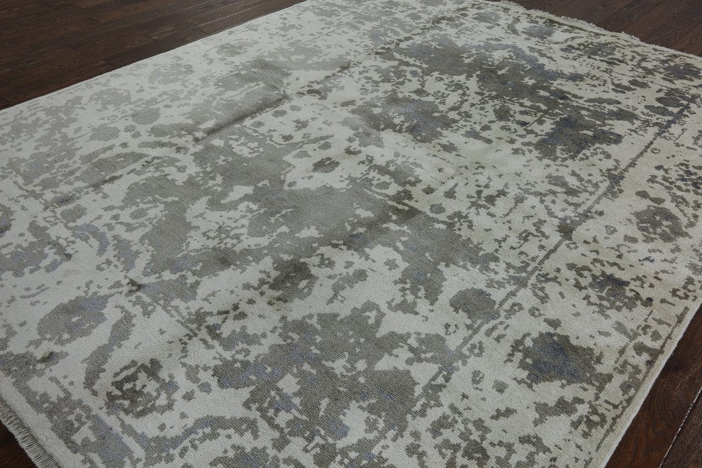 Oriental Heriz Ivory and Beige Silk Hand-Knotted Rug, 8'x10'