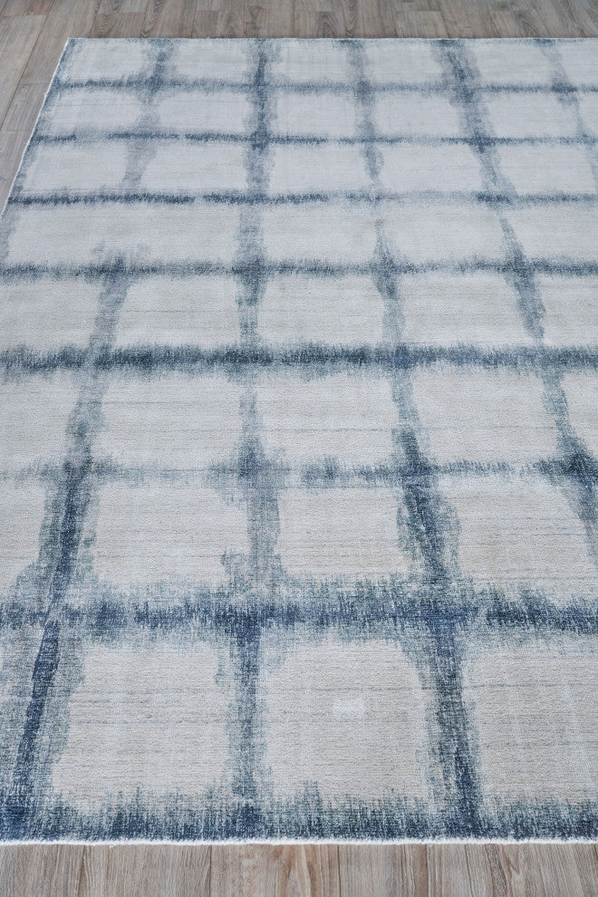 Chroma Handmade Hand Loomed Wool and Bamboo Silk Navy Area Rug