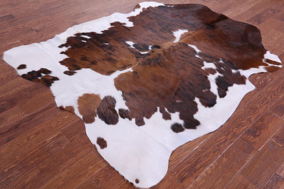 6' 7" X 5' 7" Natural Cowhide Rug C2384