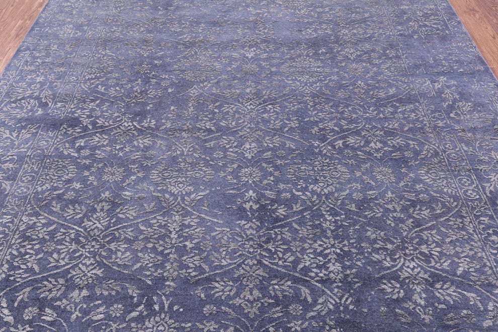 8' 0" X 10' 0" Persian Handmade Wool and Silk Rug Q11752