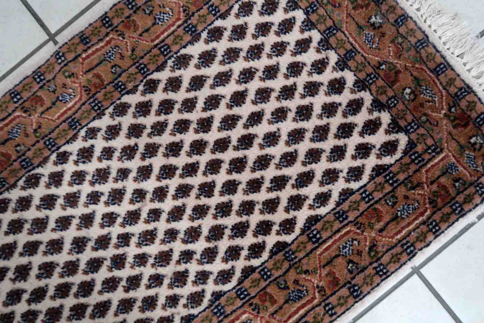 Handmade Vintage Indian Seraband Rug 1.8'x2.9', 56cmx89cm 1970s