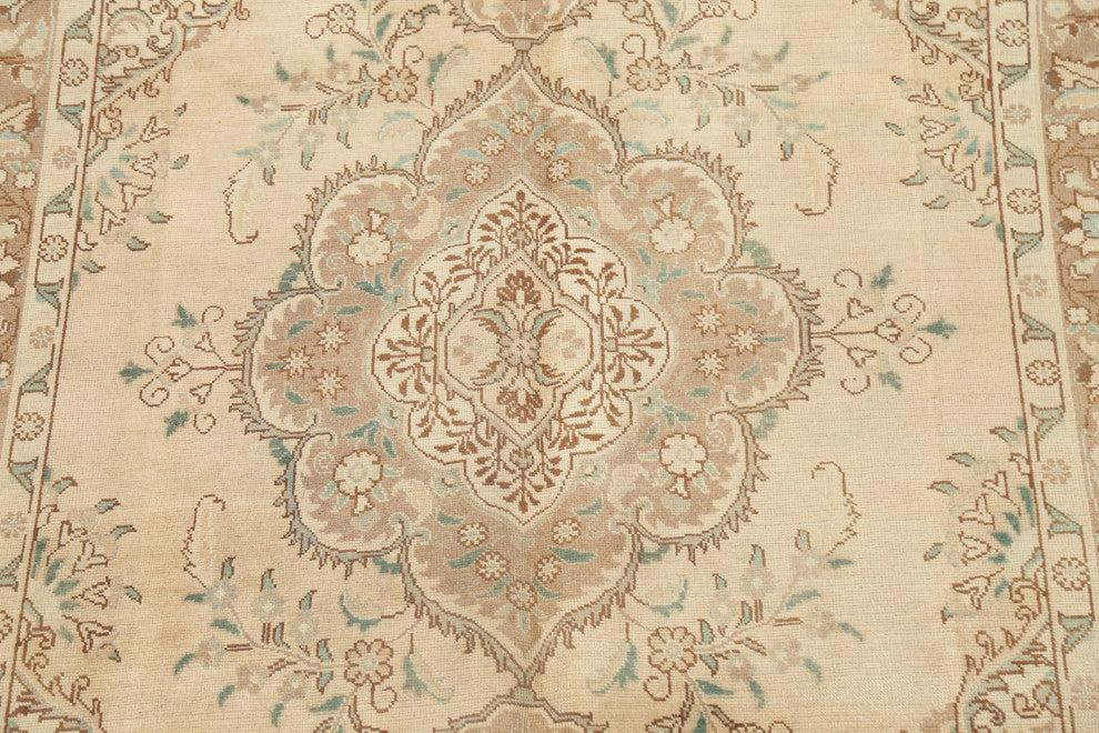 Consigned, Faded Area Rug Vintage Oriental Hand-Knotted, Beige, 9'4" X 6'2"