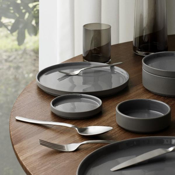 Pilar Dinner Plate, Set of 4, Pewter, Dark Gray, 11"