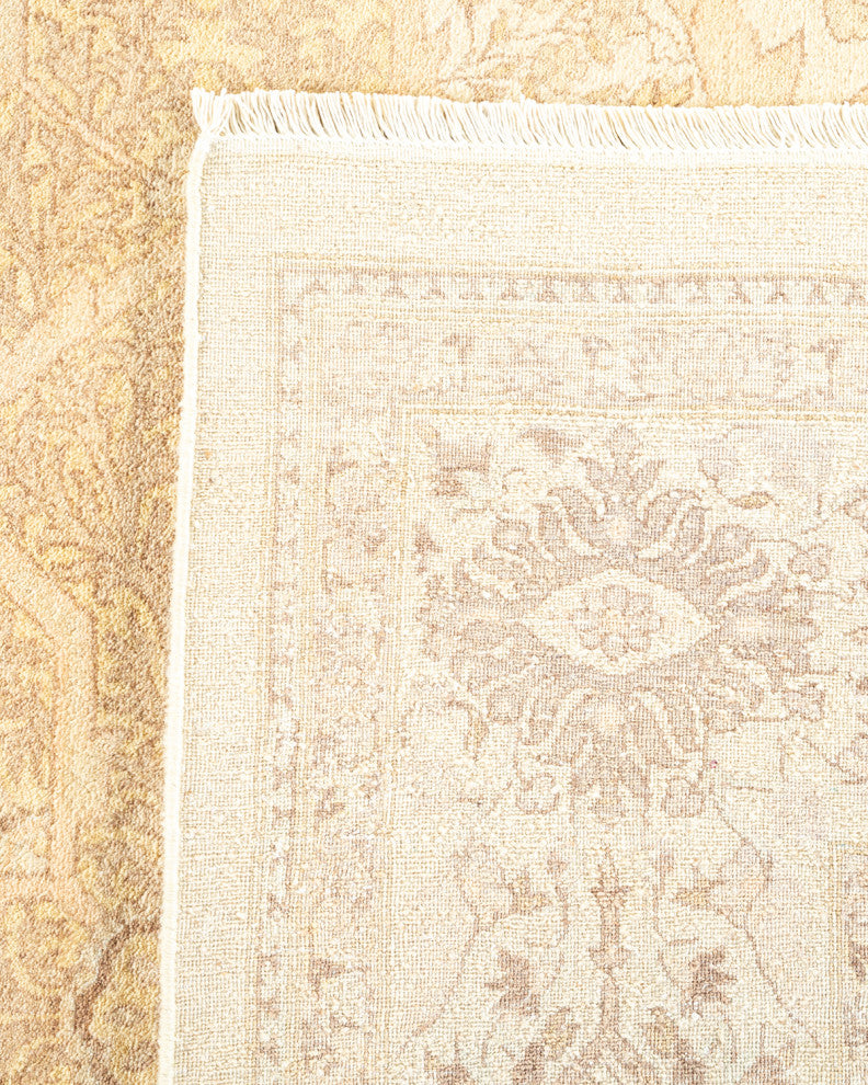 Khloe, One-of-a-Kind Hand-Knotted Area Rug Ivory, 8'2"x10'4"