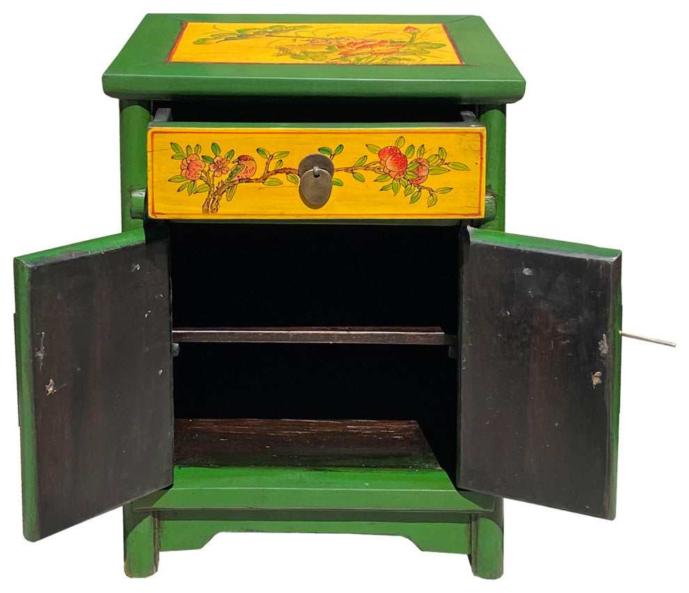 Oriental Distressed Green Yellow Kids Graphic End Table Nightstand Hcs7339