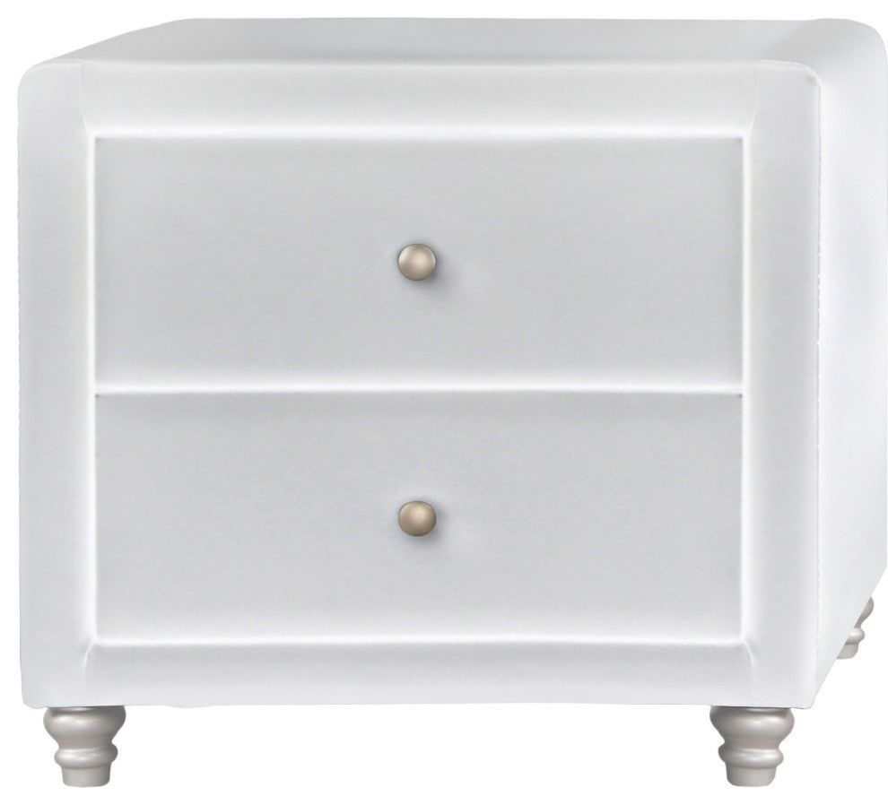 White Platform Queen Bed With Two Nightstands