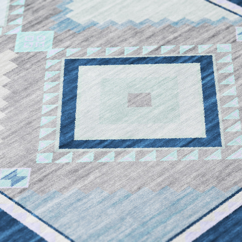 Indoor/Outdoor Phoenix PH2 Denim Machine Washable 8' x 8' Round Rug