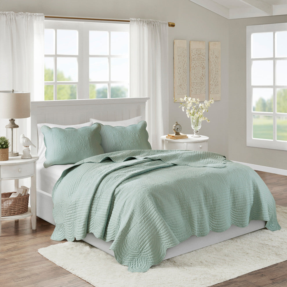 Madison Park Tuscany 3 Piece Reversible Scalloped Edge Quilt Set