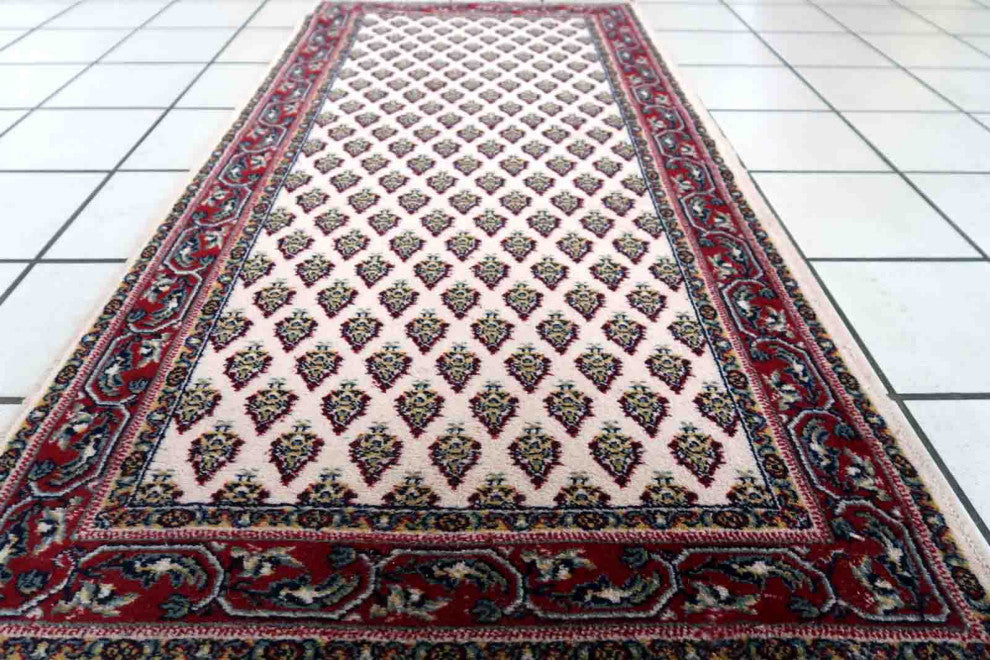 Vintage Italian Seraband Style Rug 2.2'x4.5', 68cmx140cm 1970s