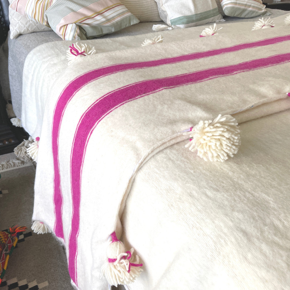 Hand-woven Wool Pom Pom Blanket Off-White With Pink, 78in X118in