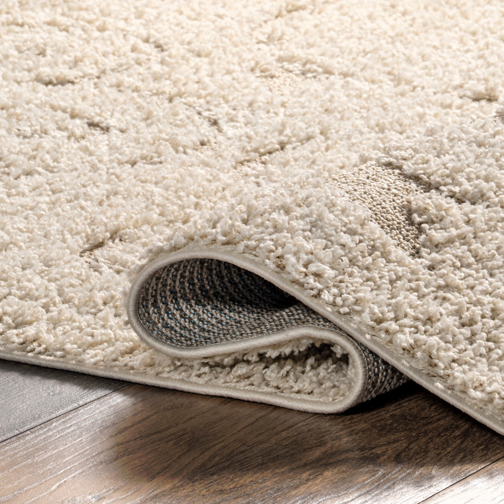 Nuloom Swirls Low-High Shag Area Rug, Cream 3'3"x5'