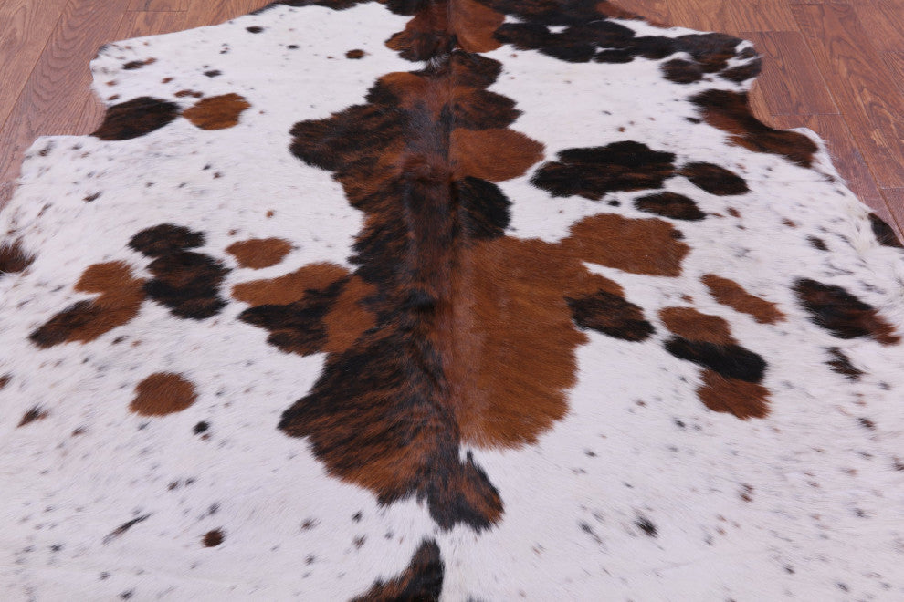 5' 9" X 5' 11" Salt and Pepper Natural Cowhide Rug C2014
