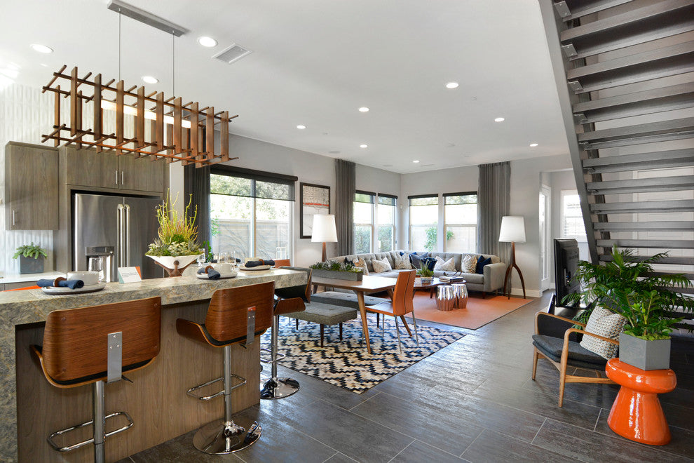 Arca LED Linear Pendant, Oiled Walnut/Brushed Aluminum