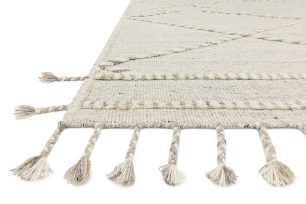 Loloi Iman Ivory/Grey 4'-0" x 6'-0" Area Rug