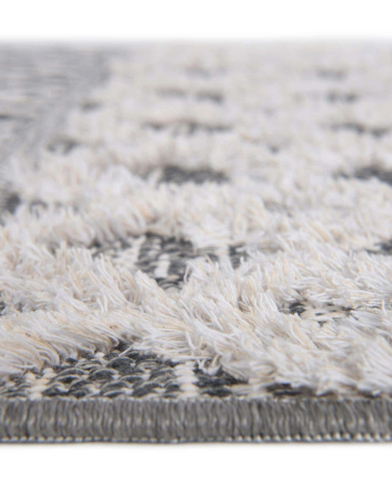 Unique Loom Sabrina Soto Casa  Valencia Area Rug