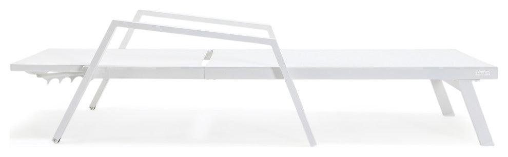 LeisureMod Marlin Chaise Lounge Set With Arms and Fire Pit Table, White