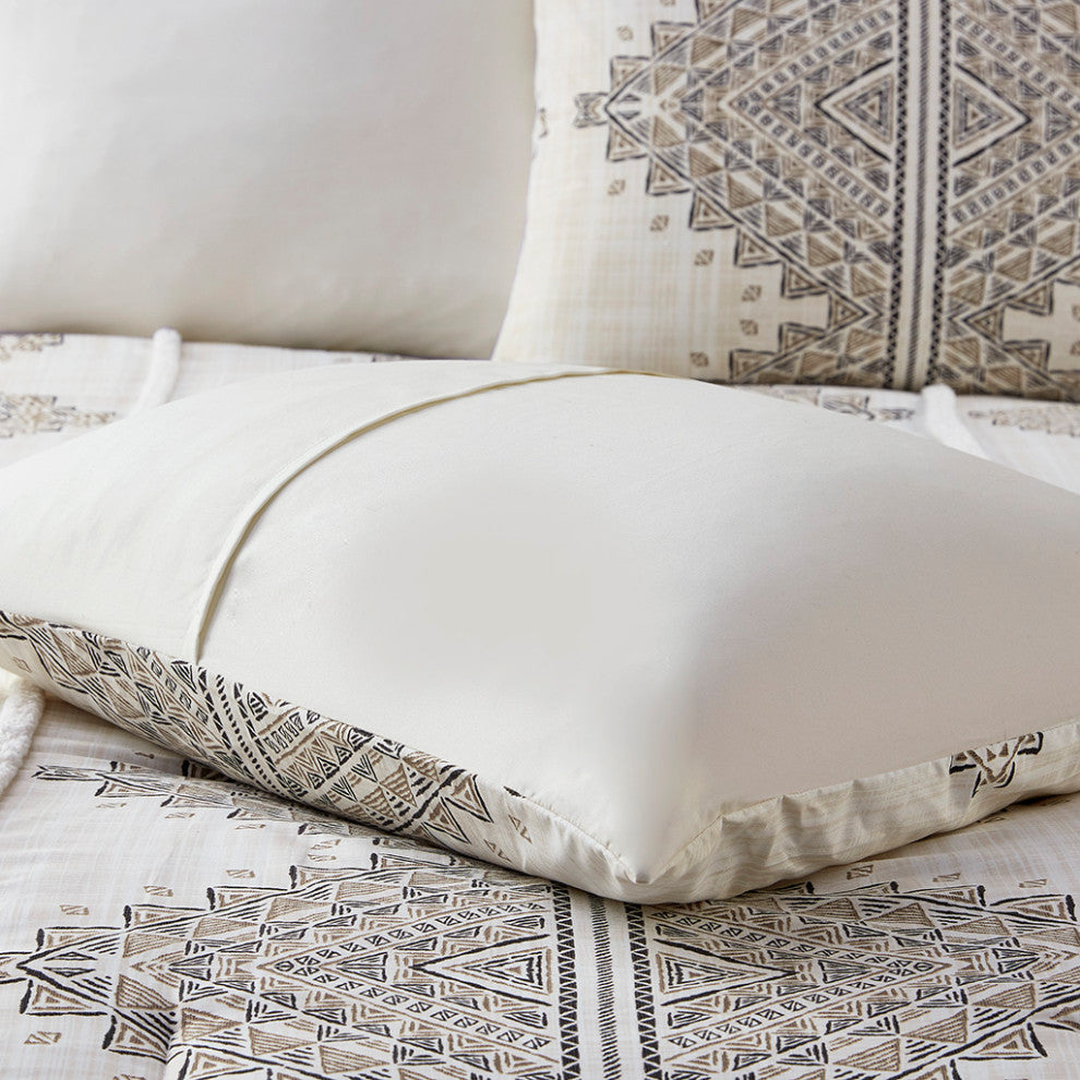 Madison Park Ibiza 4 Piece Printed Comforter Set With Throw Pillow
