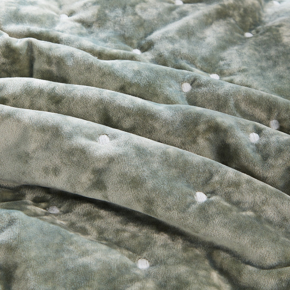 Velvet Dreams Light Green Plush Diamond Tufted Bedspread, 18x18, 2-Pack